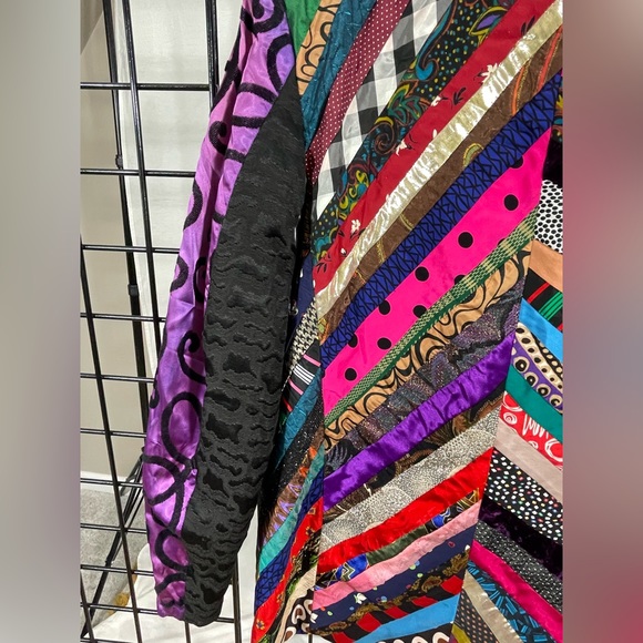 🚚 MOVING SALE Vintage Multi-Ribbon Jaquard Blazer Jacket by Chun Yuen - Picture 12 of 16